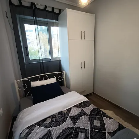 Apartment Highlighted Hosting Athens
