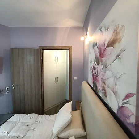 Apartment Highlighted Hosting