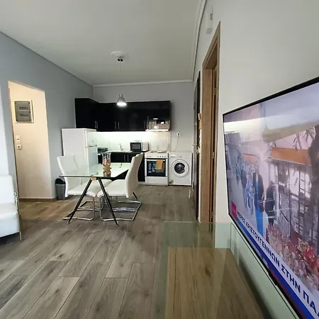 Highlighted Hosting Apartment *